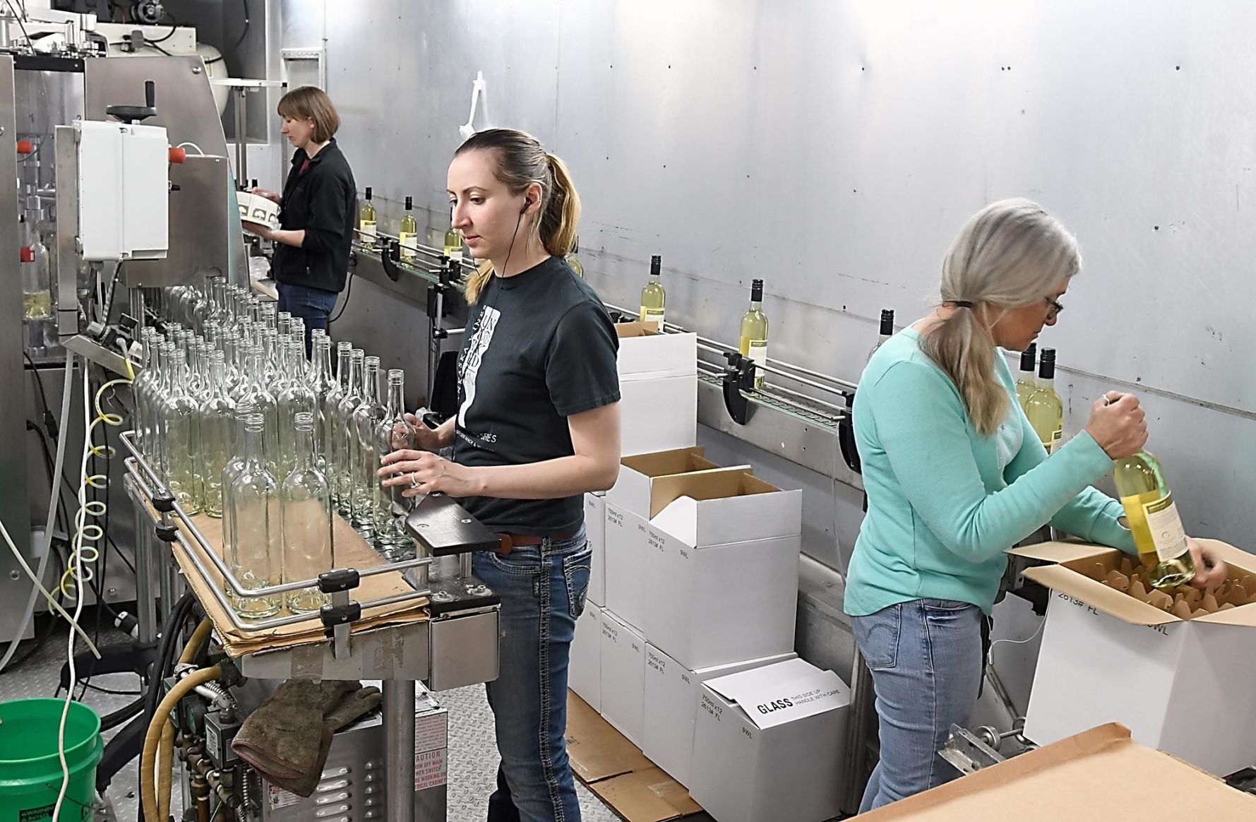 Chankaska bottling 3